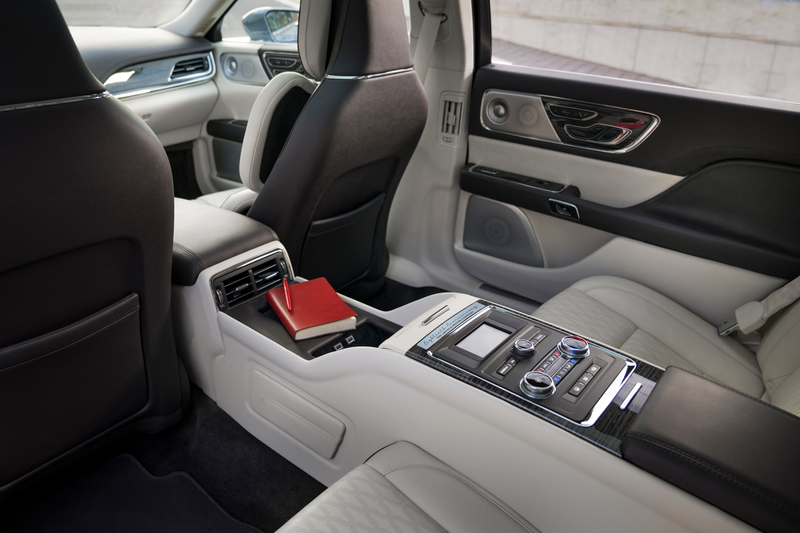 Illustration for article titled Lincoln's Making 80 Special Edition Continentals With Suicide Doors